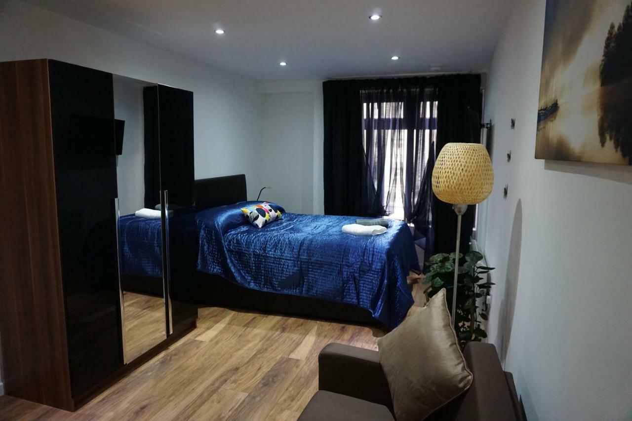 Victoria House Apartments Лідс Екстер'єр фото